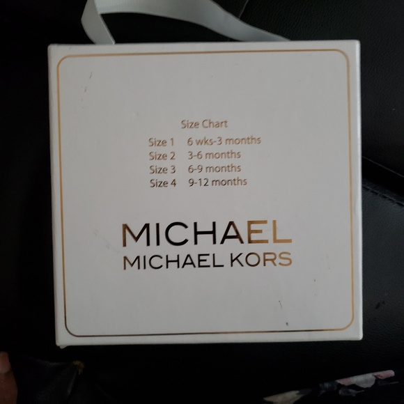 Baby MK boots sz1 - Picture 3 of 4
